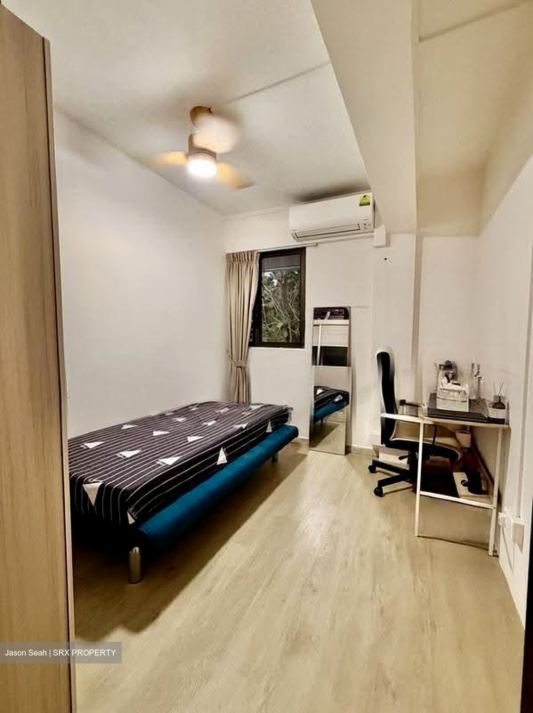 Blk 354 Clementi Avenue 2 Shopping Centre (Clementi), HDB 4 Rooms #638056021